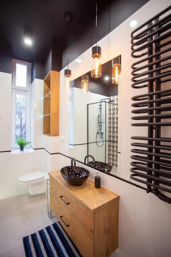 Victoria Apartment Гливице Екстериор снимка